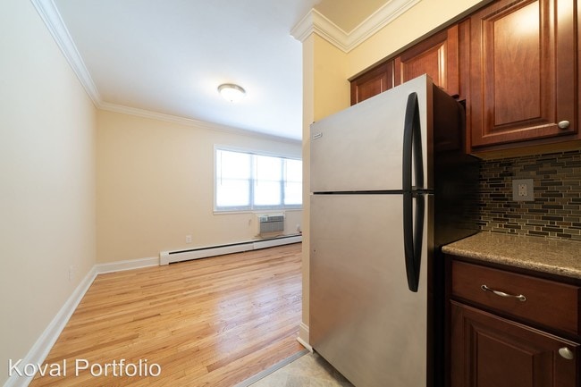 Building Photo - 1 br, 1 bath Apartment - 54 - 56 Union Street