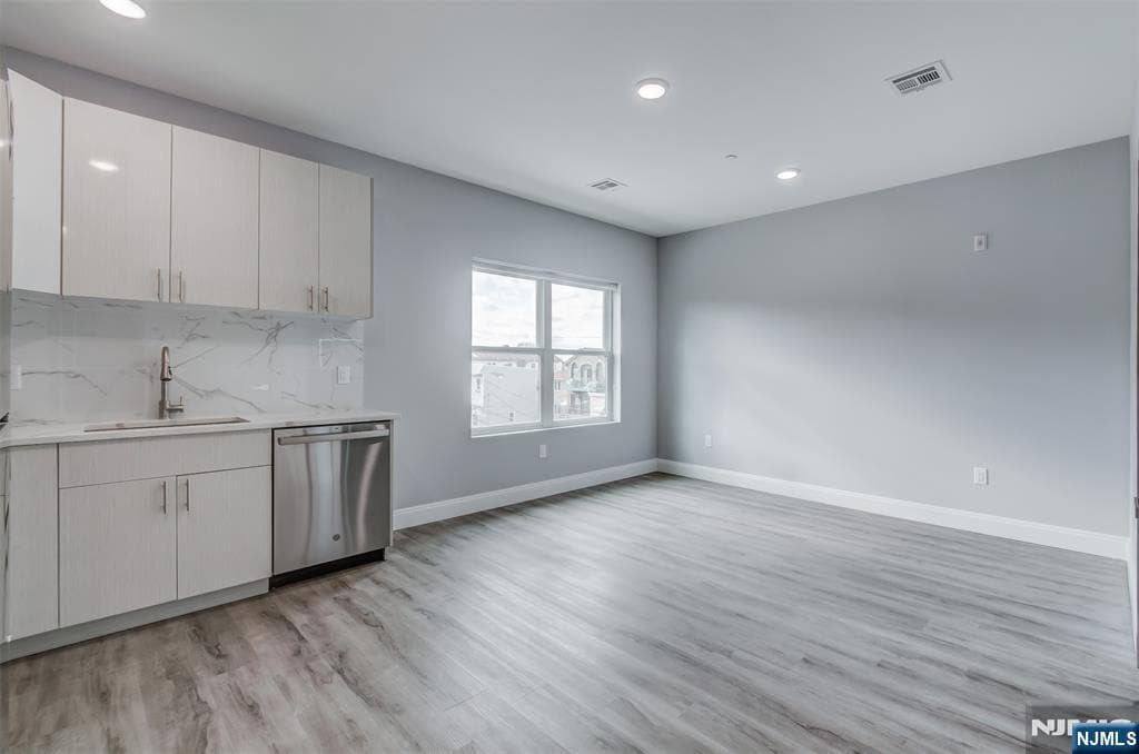 Building Photo - 311 Sip Ave