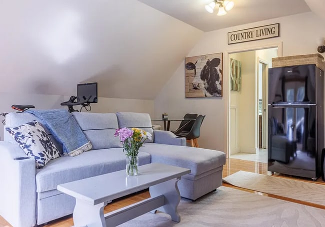 Building Photo - 47 Puckerbrush Rd