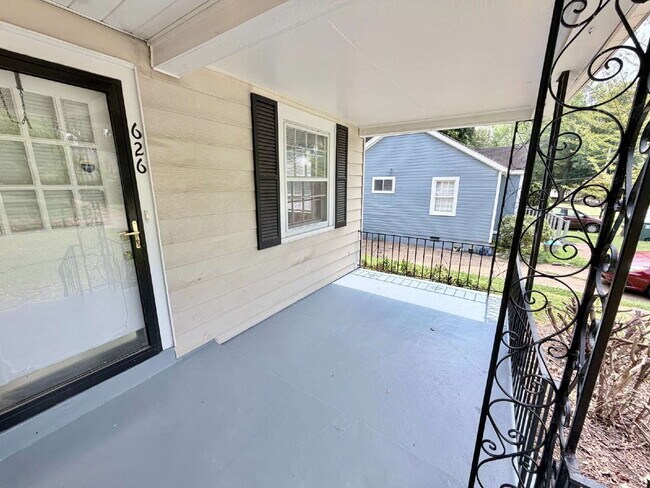 Photo - 626 Shotwell Street Apartment