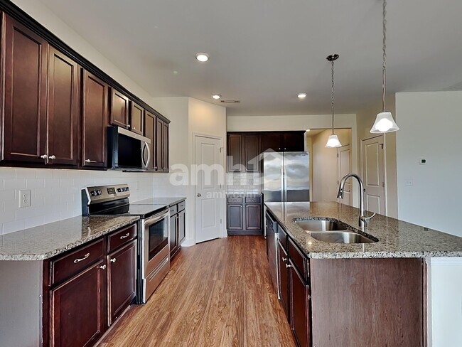 Foto del edificio - 604 Drema Ct