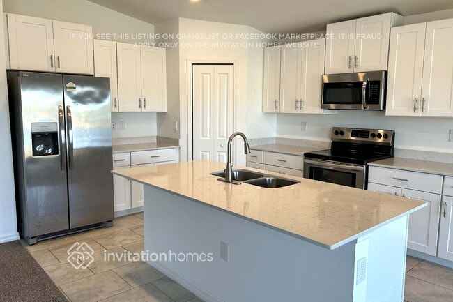 Building Photo - 4203 Palatina Way