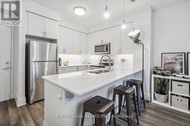 Building Photo - 610 Farmstead Dr