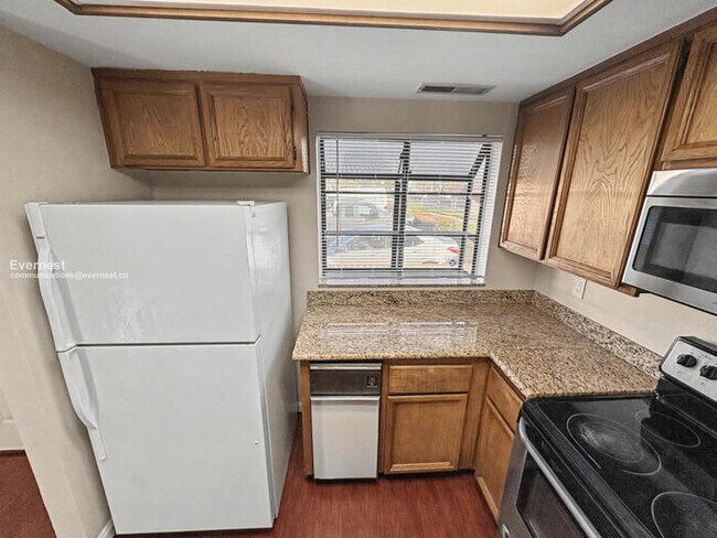 Foto del edificio - 6395 Joaquin Murieta Ave