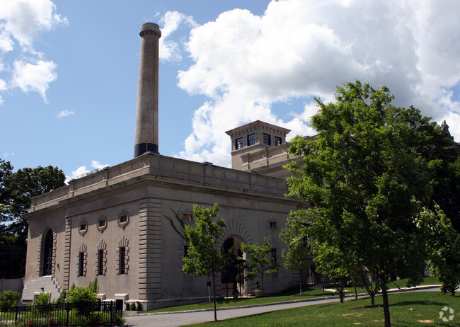 Building Photo - Waterworks Museum Condos  Waterworks Museum