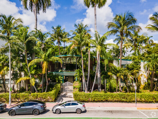 Foto del edificio - 1770 Meridian Ave