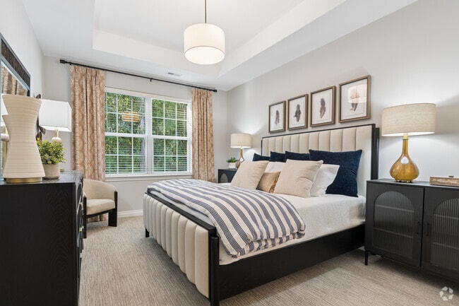 Interior Photo - Encore at West Valley