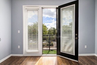 Building Photo - 5300 Peachtree Rd