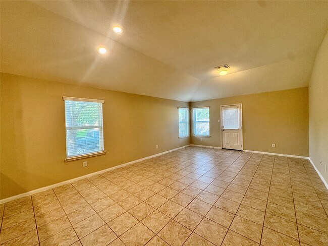 Foto del edificio - 2303 Corry Crest Cir