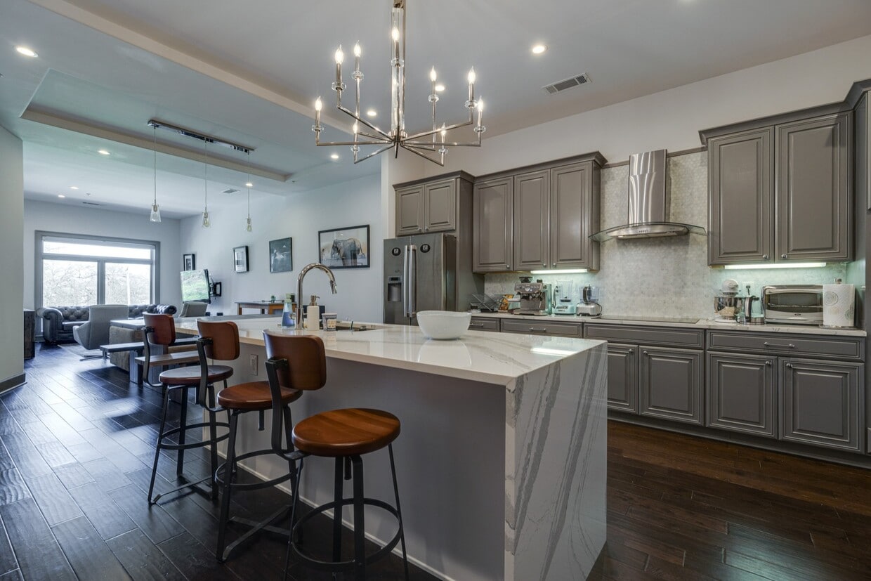 Foto principal - 2905 Parthenon Ave