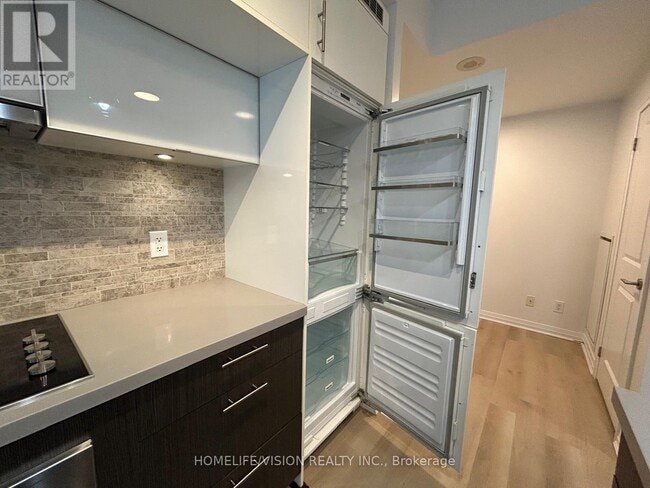 Photo du bâtiment - 8 Mercer St