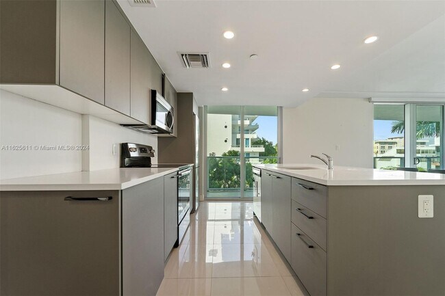 Foto del edificio - 1150-1101 101st St