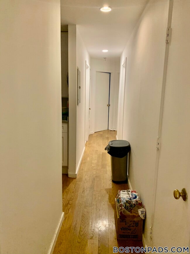 Building Photo - 772 Columbus Ave