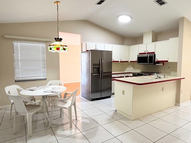 Foto del edificio - 3/2 in Seven Hills Community