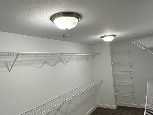 Foto del edificio - 4 Bedroom Single Family Home in Ooltewah