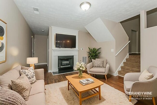 Foto del edificio - 10445 Ivygate Ave