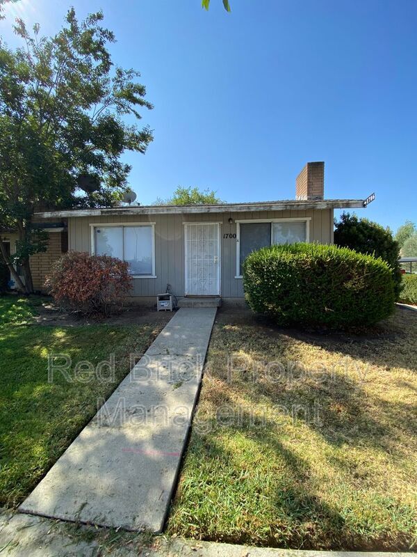 Building Photo - 1700 Conestoga Dr