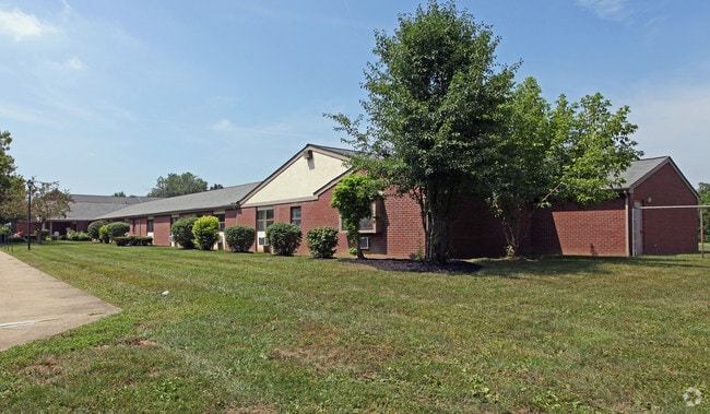 Building Photo - Chandler Arms Apartments