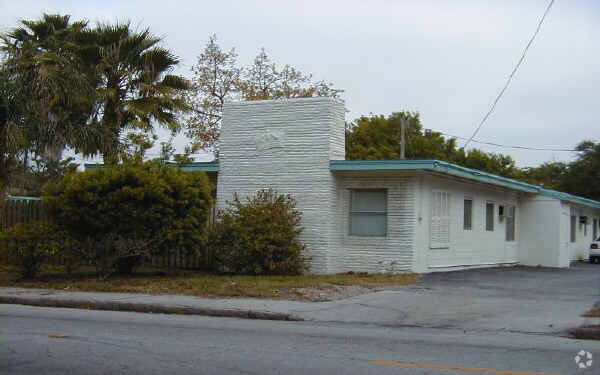 Foto del edificio - Regency Villas