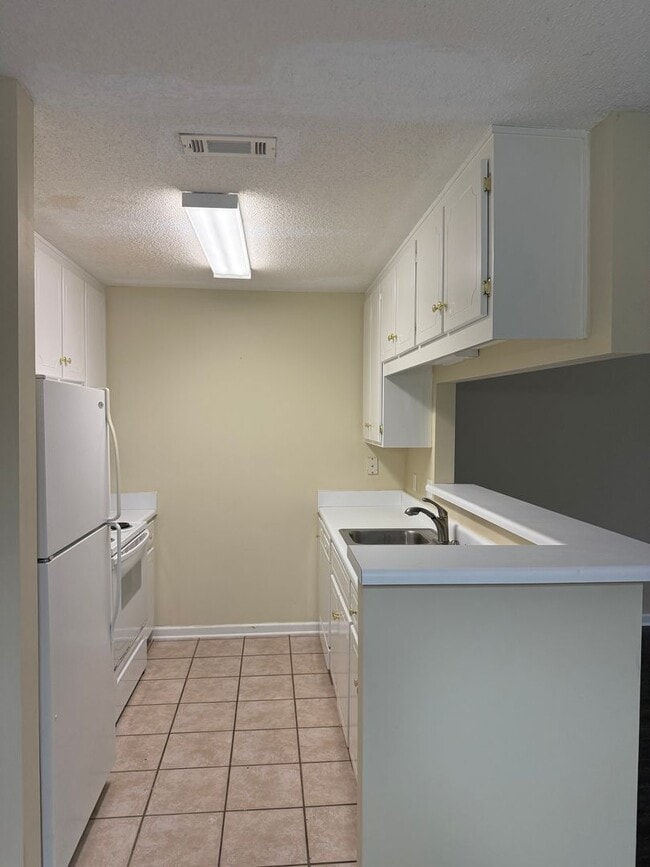 Foto del edificio - 115 Woodberry Dr