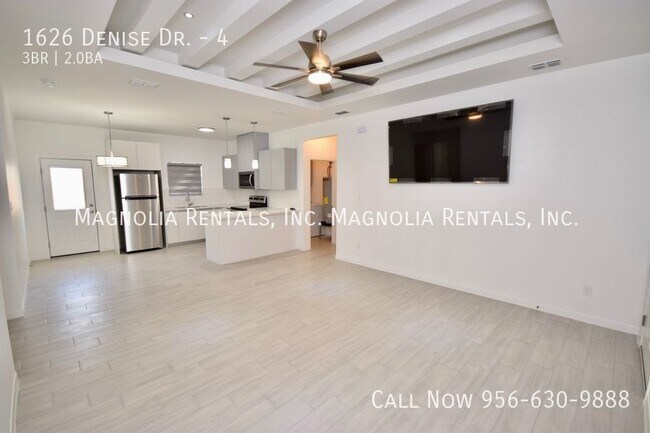 Building Photo - 3 Bed 2 Bath in Pharr