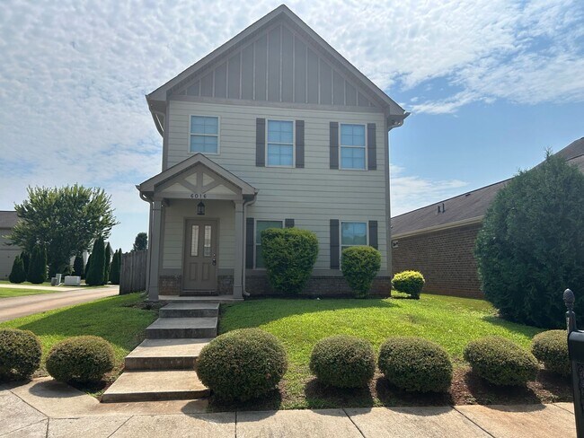 Foto del edificio - 6016 Barringer Ct