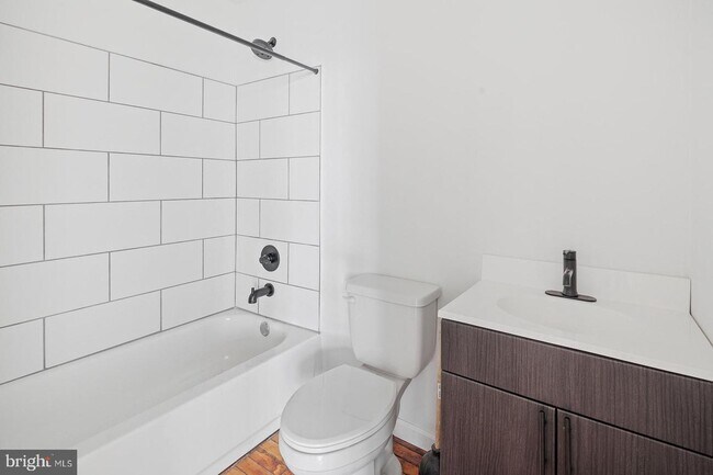 Foto del edificio - 1217 Spring Garden St