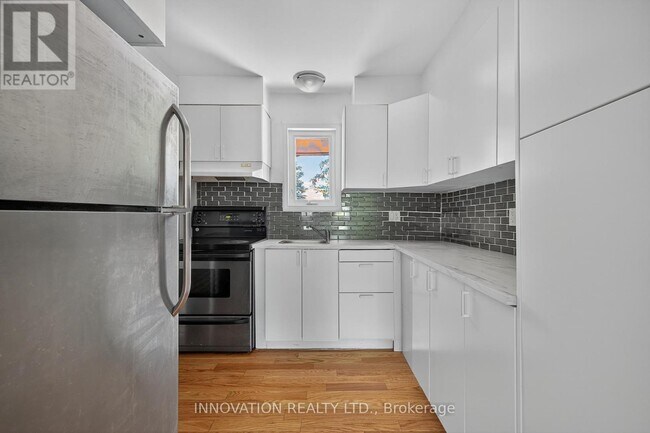 Building Photo - 598 Seyton Dr
