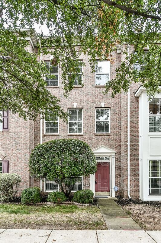 Foto principal - 3845 Eisenhower Ave