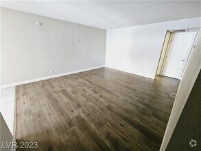 Building Photo - 1405 E Vegas Valley Dr