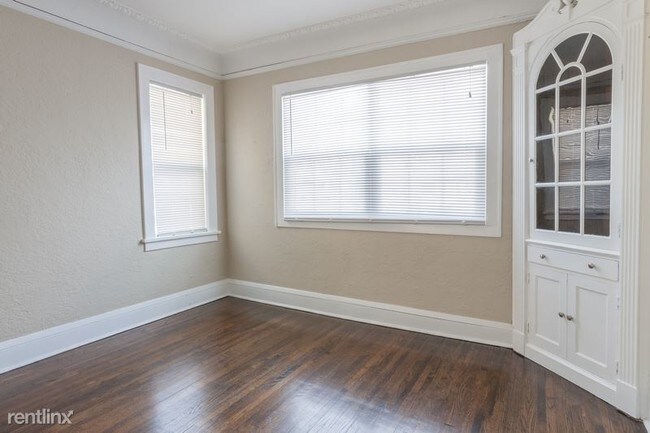 Building Photo - 4 br, 2 bath House - 3227 James Avenue