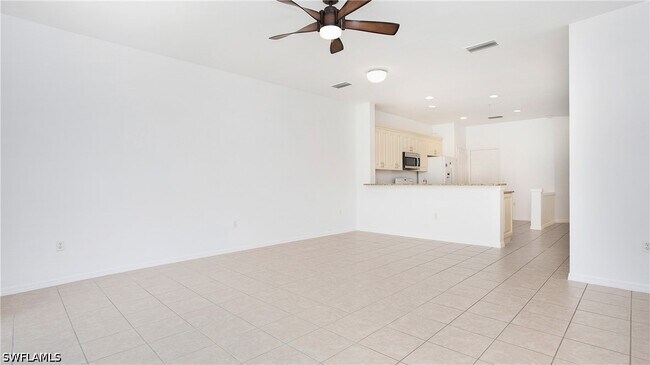 Foto del edificio - 880 Hampton Cir