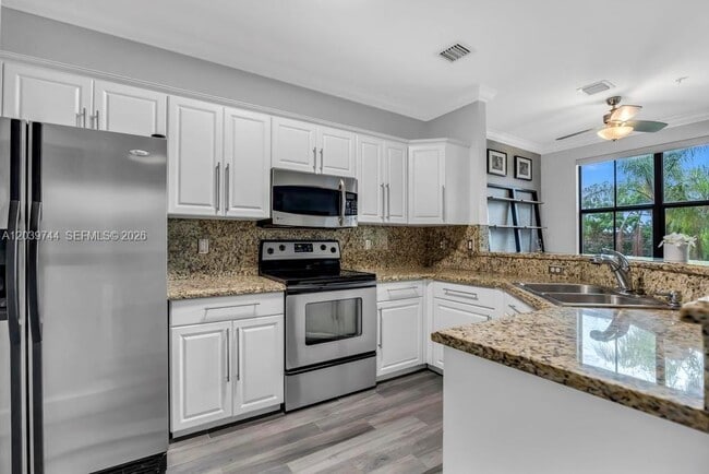 Foto del edificio - 4600 SW 160th Ave