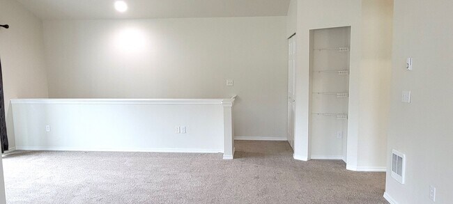 Foto del edificio - Bothell Hidden Creek 2BD/2BA Home