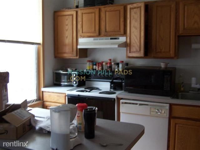 Primary Photo - 12 Wigglesworth St