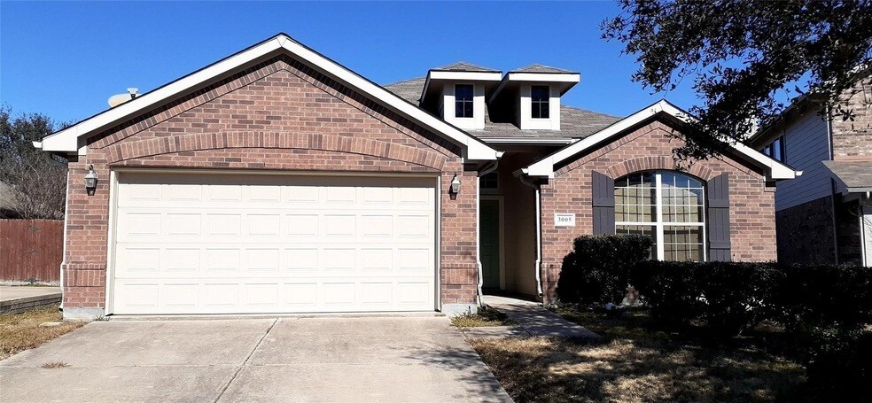 Foto principal - 3005 Mill Creek Way