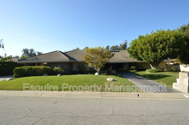 Building Photo - 31 Alviso Dr