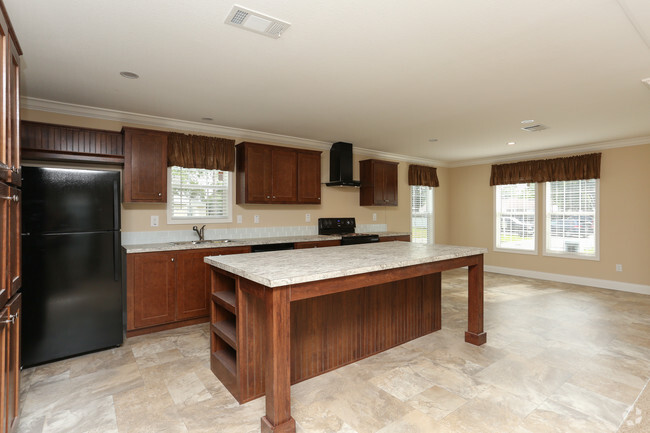 Interior Photo - Continental Village