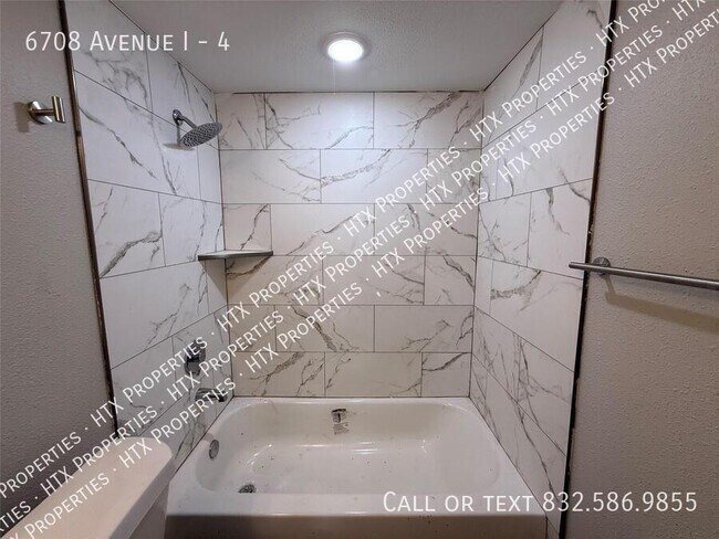 Foto del edificio - 6708 Avenue I