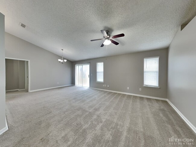 Building Photo - 298 Fawnridge Ln