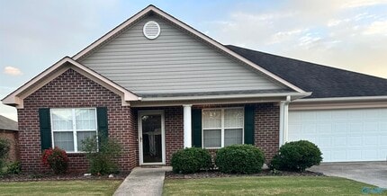 Building Photo - 5002 Blakemore Dr SE