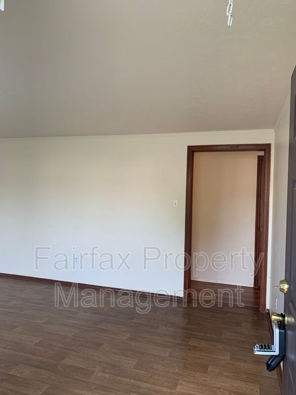 Foto del edificio - 410 Cody St