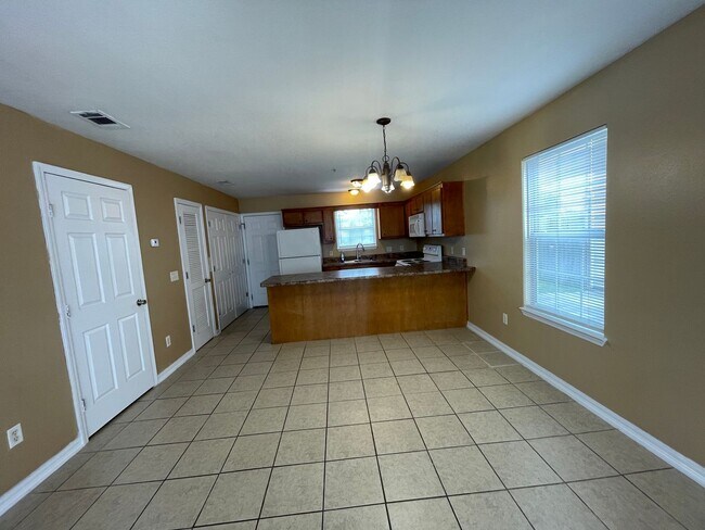 Foto del edificio - 1803 Hickory Ave
