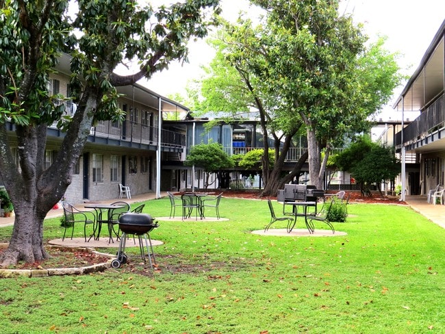 Building Photo - The Grove at Rampart