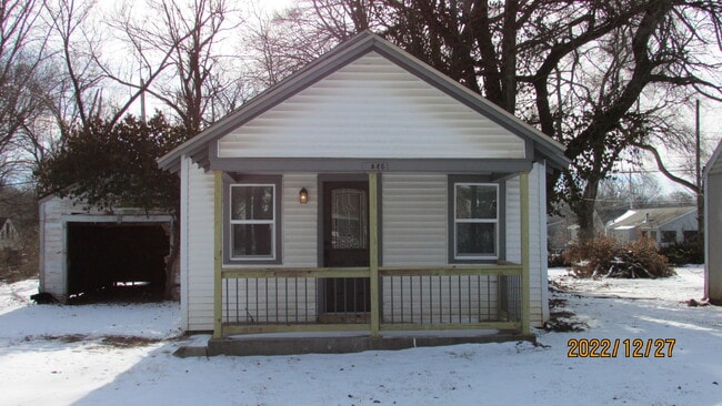 Building Photo - 2846 W Elm St