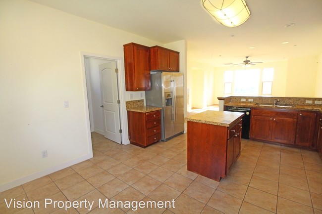Building Photo - 3 br, 2.5 bath House - 6415 Blue Rock Court
