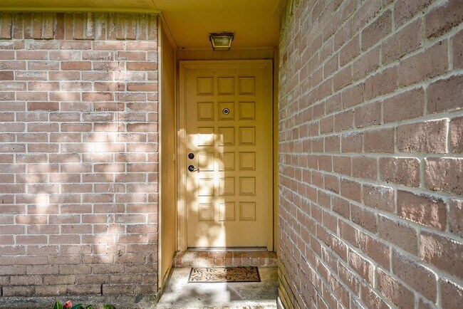 Building Photo - 2603 Cedar Brook Ct