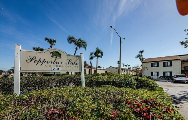 Foto del edificio - 722 116th Ave N