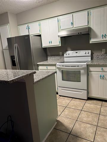 Building Photo - 5604 Boca Raton Blvd
