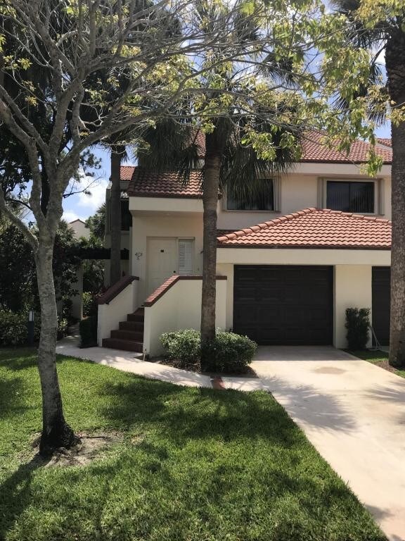 Building Photo - 401  Sea Oats Drive E